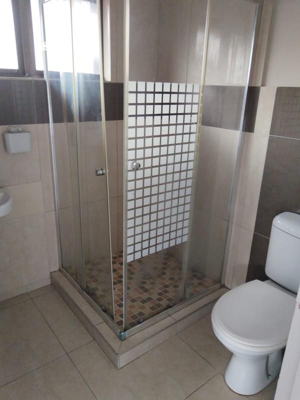To Let 2 Bedroom Property for Rent in Havenside KwaZulu-Natal