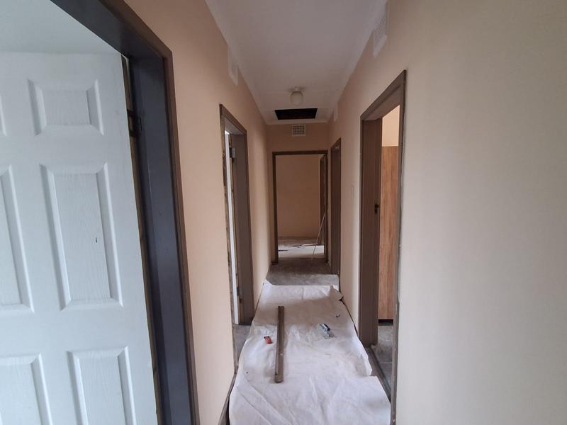 To Let 3 Bedroom Property for Rent in Amanzimtoti KwaZulu-Natal