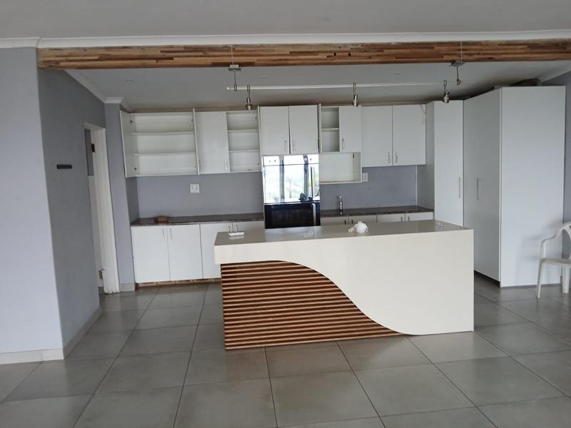 To Let 5 Bedroom Property for Rent in Bothas Hill KwaZulu-Natal