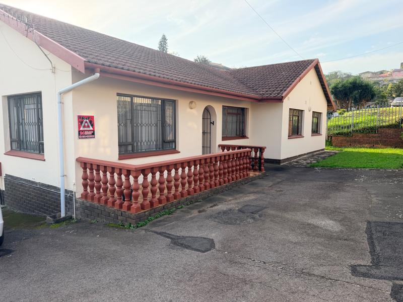 4 Bedroom Property for Sale in Reservoir Hills KwaZulu-Natal