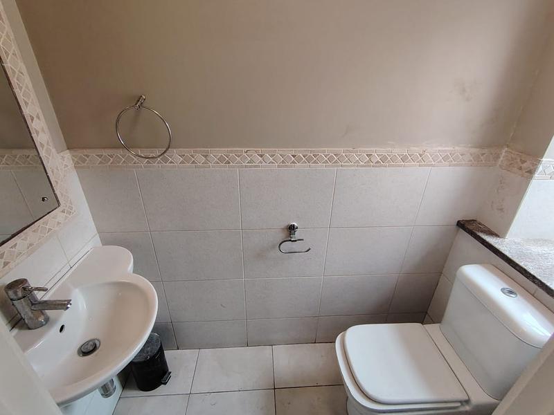 4 Bedroom Property for Sale in Umhlanga KwaZulu-Natal