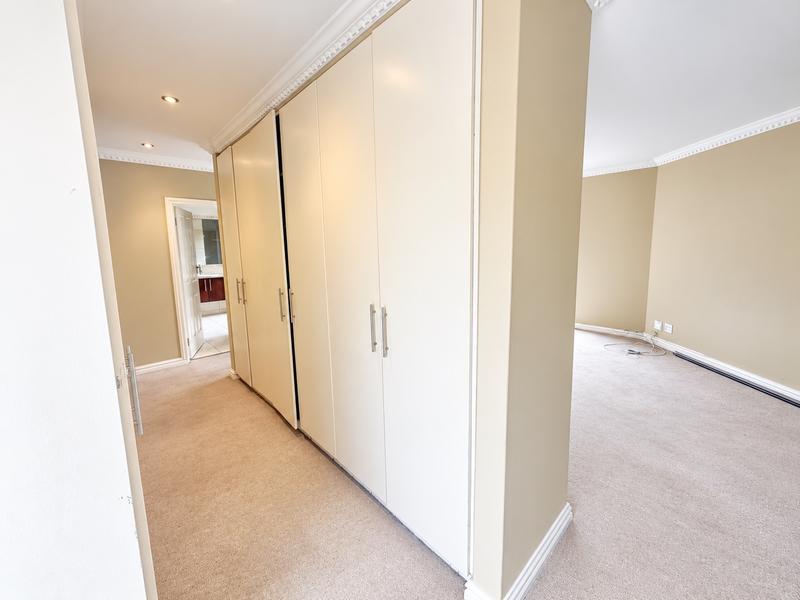 4 Bedroom Property for Sale in Umhlanga KwaZulu-Natal
