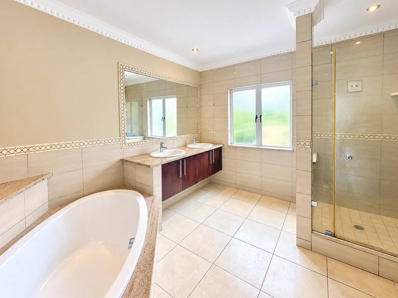 4 Bedroom Property for Sale in Umhlanga KwaZulu-Natal