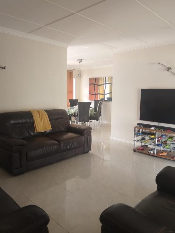 3 Bedroom Property for Sale in Widenham KwaZulu-Natal