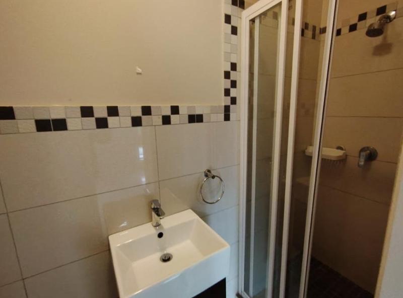 To Let 2 Bedroom Property for Rent in Umhlanga Ridge KwaZulu-Natal