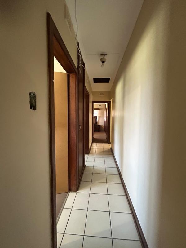3 Bedroom Property for Sale in Uvongo KwaZulu-Natal