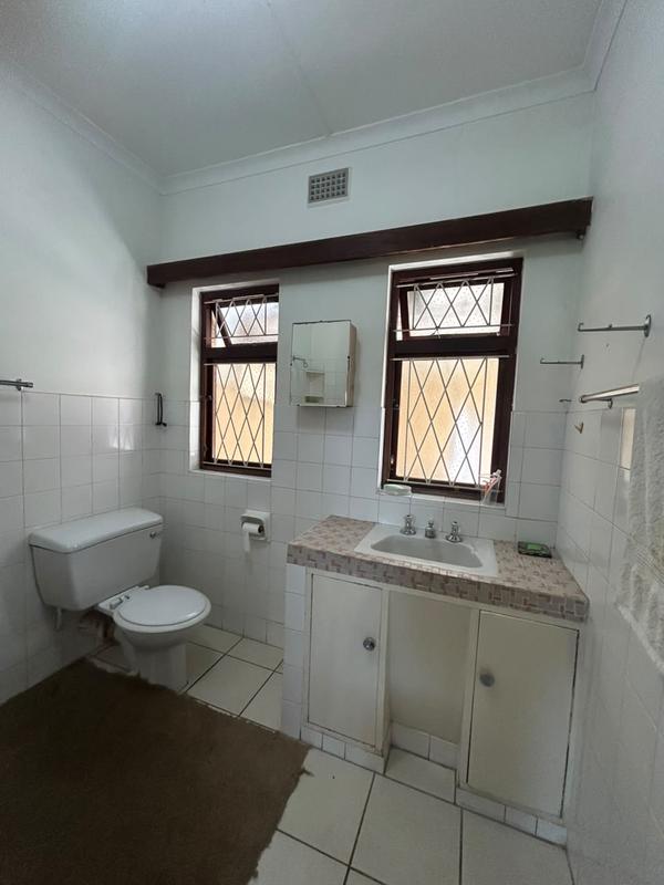 3 Bedroom Property for Sale in Uvongo KwaZulu-Natal