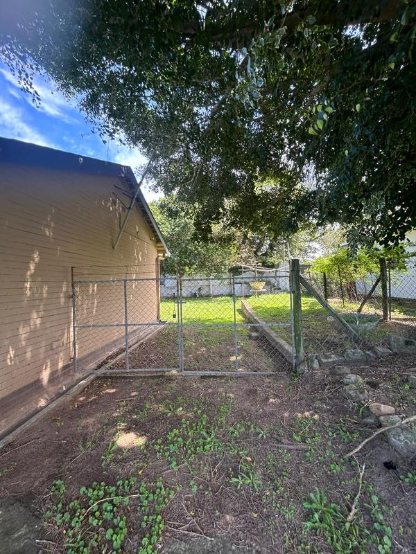 3 Bedroom Property for Sale in Uvongo KwaZulu-Natal