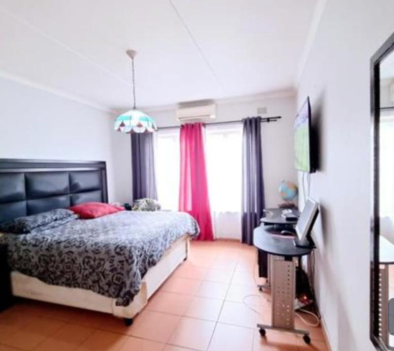 4 Bedroom Property for Sale in Bluff KwaZulu-Natal