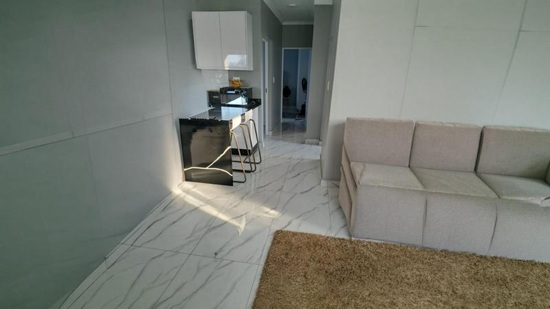 To Let 3 Bedroom Property for Rent in Shakaskraal KwaZulu-Natal