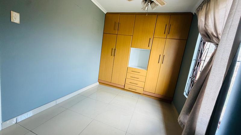 To Let 3 Bedroom Property for Rent in Kwamashu KwaZulu-Natal