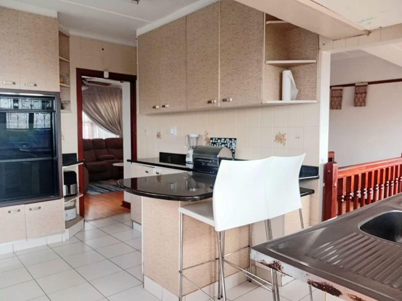 4 Bedroom Property for Sale in Mobeni Heights KwaZulu-Natal