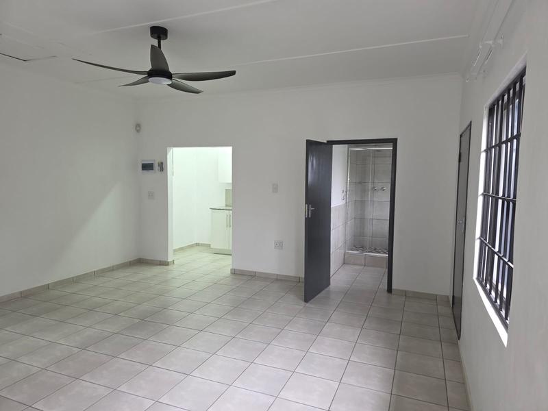 To Let 1 Bedroom Property for Rent in Empangeni Central KwaZulu-Natal