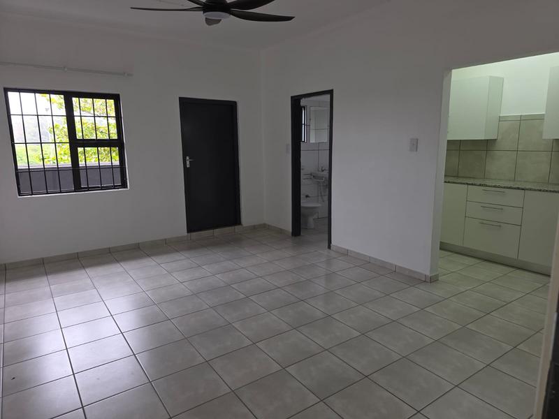 To Let 1 Bedroom Property for Rent in Empangeni Central KwaZulu-Natal