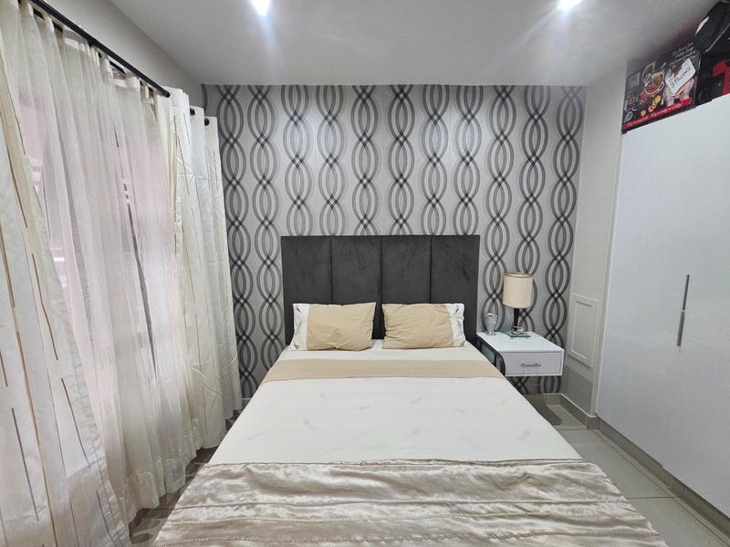 2 Bedroom Property for Sale in Umhlanga Ridge KwaZulu-Natal