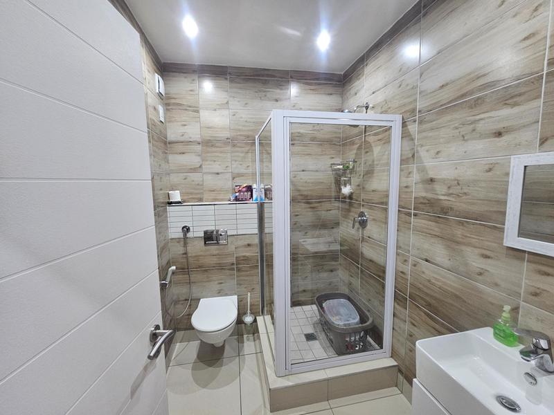 2 Bedroom Property for Sale in Umhlanga Ridge KwaZulu-Natal