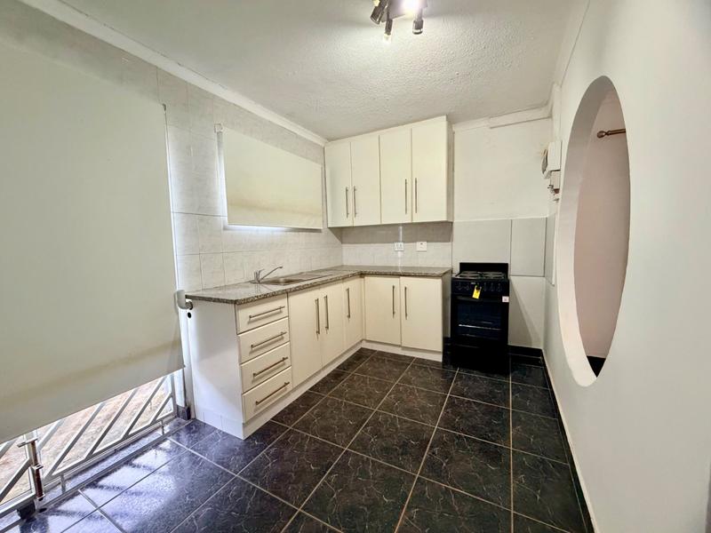 To Let 1 Bedroom Property for Rent in Reservoir Hills KwaZulu-Natal