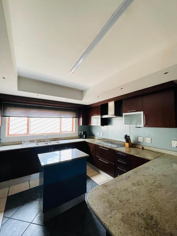 4 Bedroom Property for Sale in Umhlanga Rocks KwaZulu-Natal