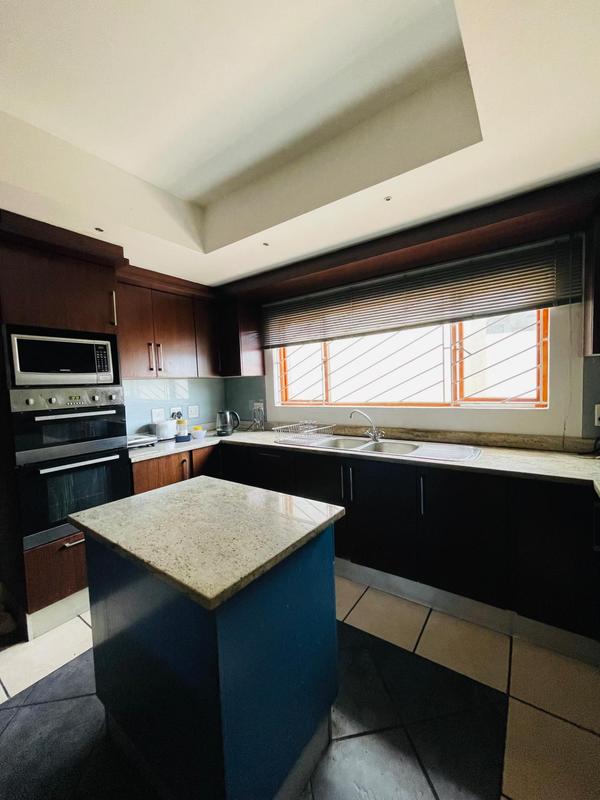 4 Bedroom Property for Sale in Umhlanga Rocks KwaZulu-Natal