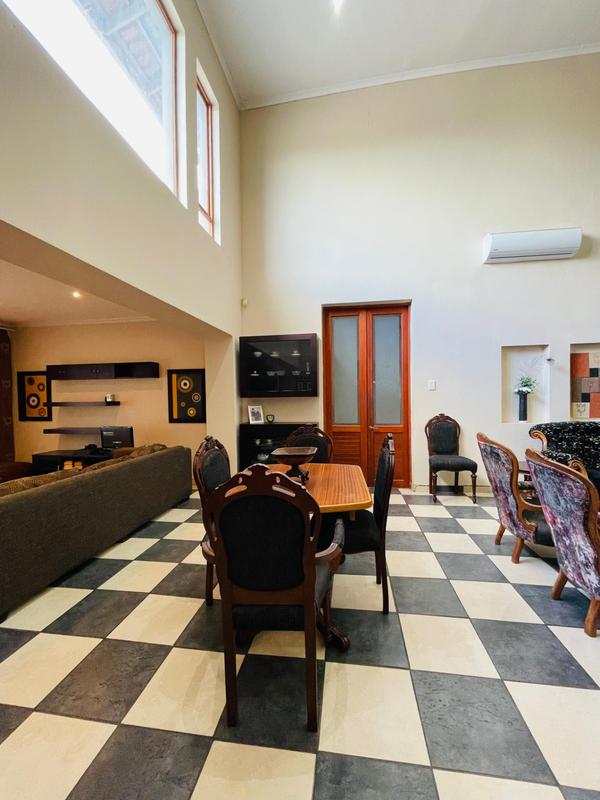 4 Bedroom Property for Sale in Umhlanga Rocks KwaZulu-Natal