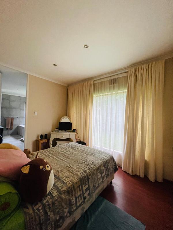 4 Bedroom Property for Sale in Umhlanga Rocks KwaZulu-Natal