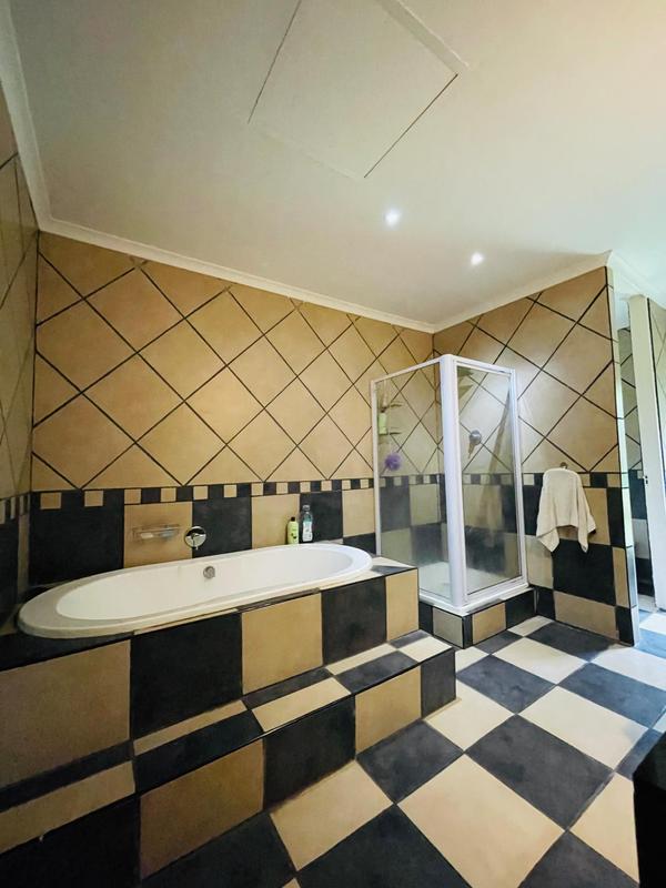 4 Bedroom Property for Sale in Umhlanga Rocks KwaZulu-Natal