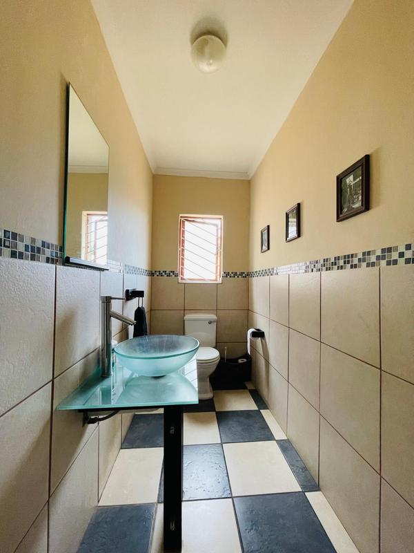 4 Bedroom Property for Sale in Umhlanga Rocks KwaZulu-Natal