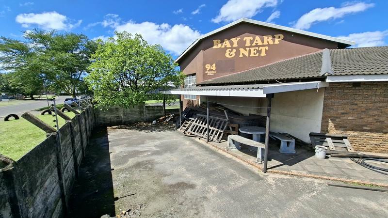 To Let Commercial Property for Rent in Alton KwaZulu-Natal