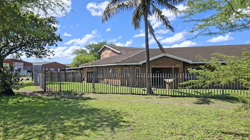 To Let Commercial Property for Rent in Alton KwaZulu-Natal