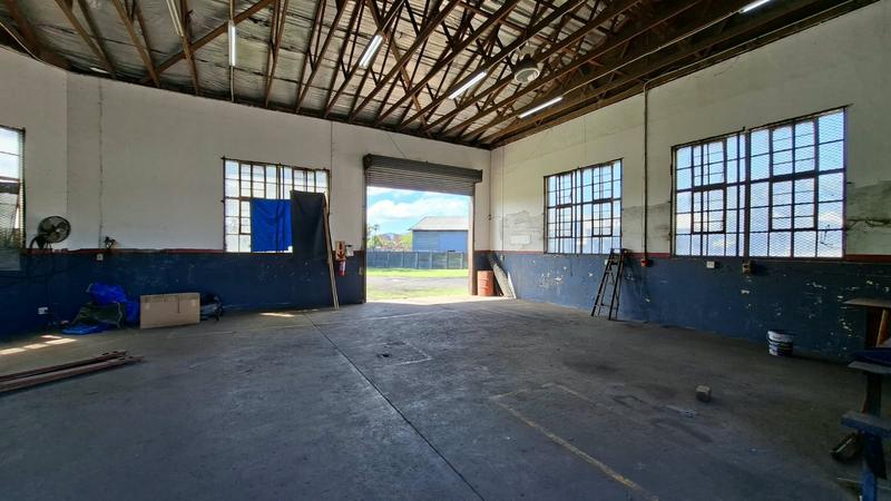 To Let Commercial Property for Rent in Alton KwaZulu-Natal