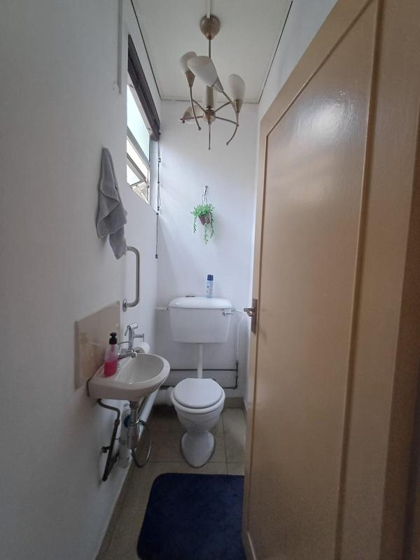 2 Bedroom Property for Sale in Morningside KwaZulu-Natal