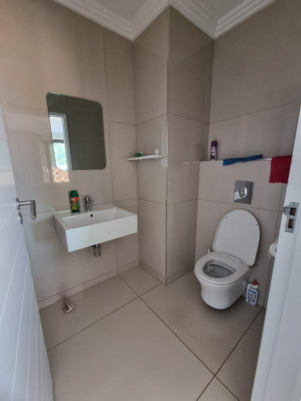 3 Bedroom Property for Sale in Izinga Ridge KwaZulu-Natal