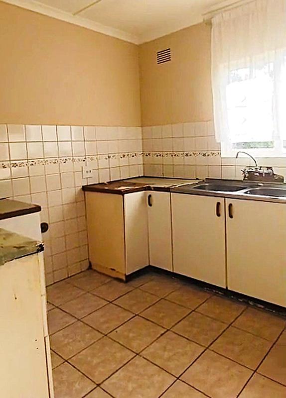To Let 2 Bedroom Property for Rent in Empangeni Central KwaZulu-Natal