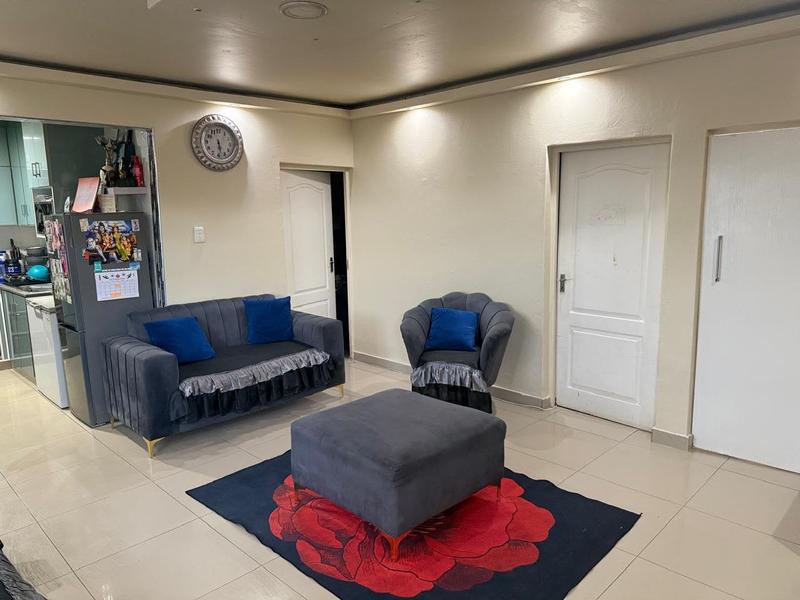 5 Bedroom Property for Sale in Chatsworth KwaZulu-Natal