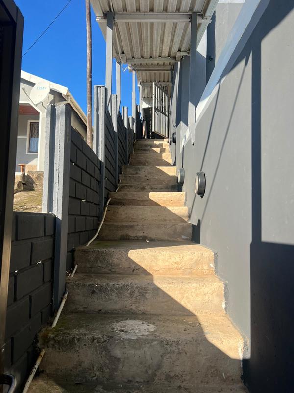 5 Bedroom Property for Sale in Chatsworth KwaZulu-Natal