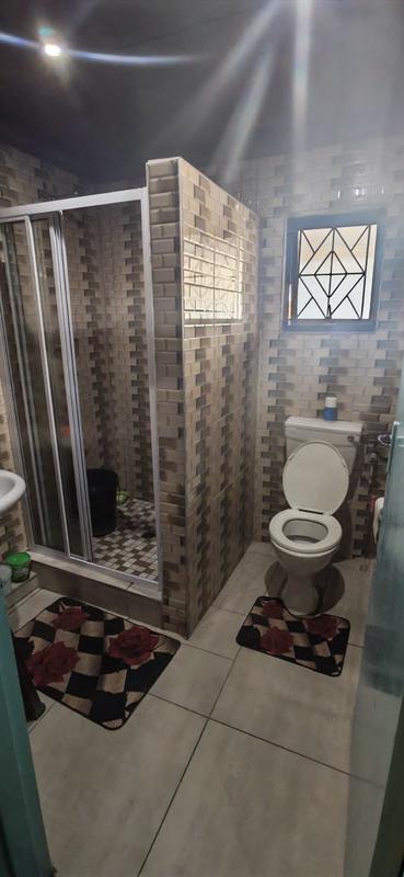 5 Bedroom Property for Sale in Chatsworth KwaZulu-Natal