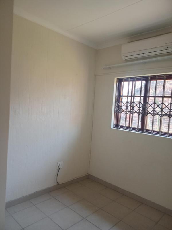 2 Bedroom Property for Sale in Arboretum KwaZulu-Natal
