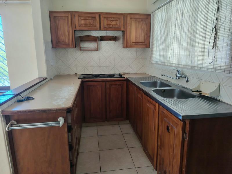 1 Bedroom Property for Sale in Mount Vernon KwaZulu-Natal
