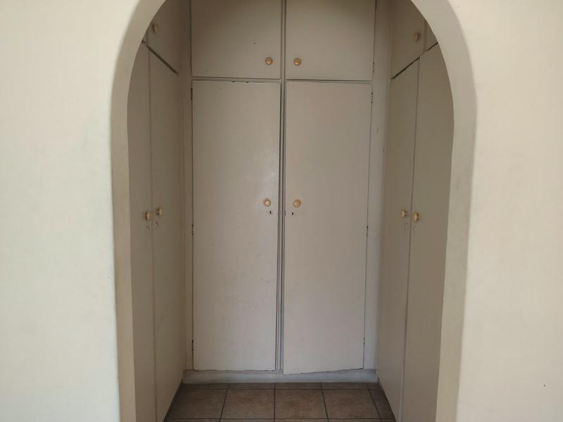 1 Bedroom Property for Sale in Mount Vernon KwaZulu-Natal