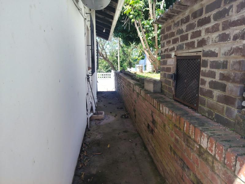 1 Bedroom Property for Sale in Mount Vernon KwaZulu-Natal