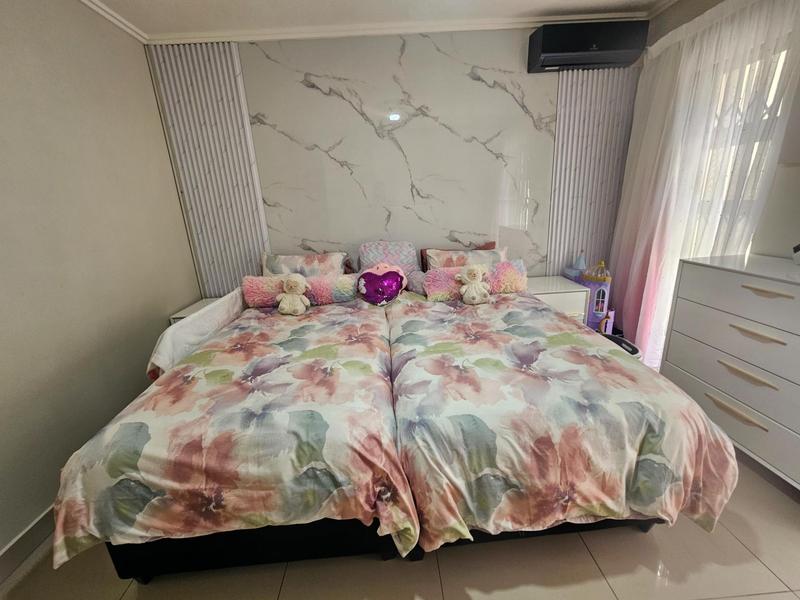 2 Bedroom Property for Sale in Umhlanga Ridge KwaZulu-Natal