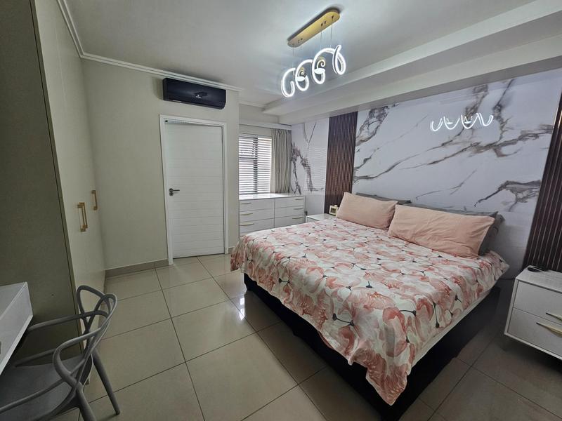 2 Bedroom Property for Sale in Umhlanga Ridge KwaZulu-Natal