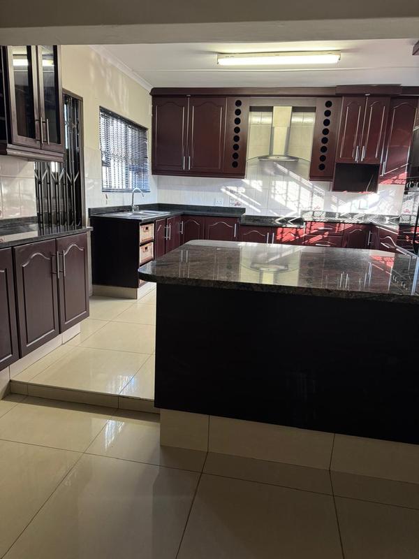To Let 3 Bedroom Property for Rent in Farningham Ridge KwaZulu-Natal