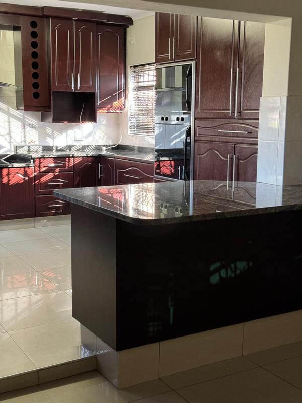 To Let 3 Bedroom Property for Rent in Farningham Ridge KwaZulu-Natal