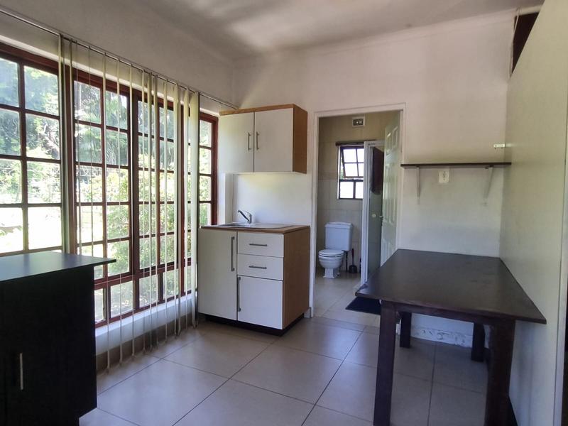 To Let 1 Bedroom Property for Rent in Yellowwood Park KwaZulu-Natal