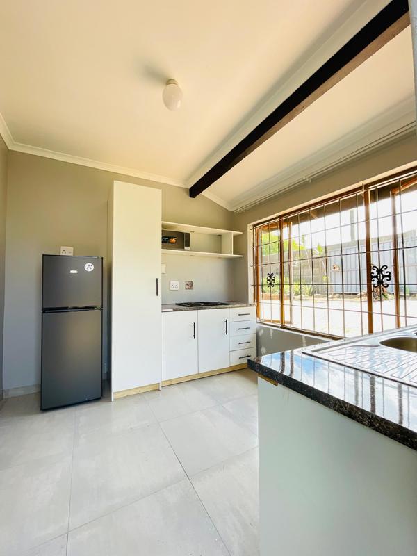 To Let 4 Bedroom Property for Rent in Moseley KwaZulu-Natal