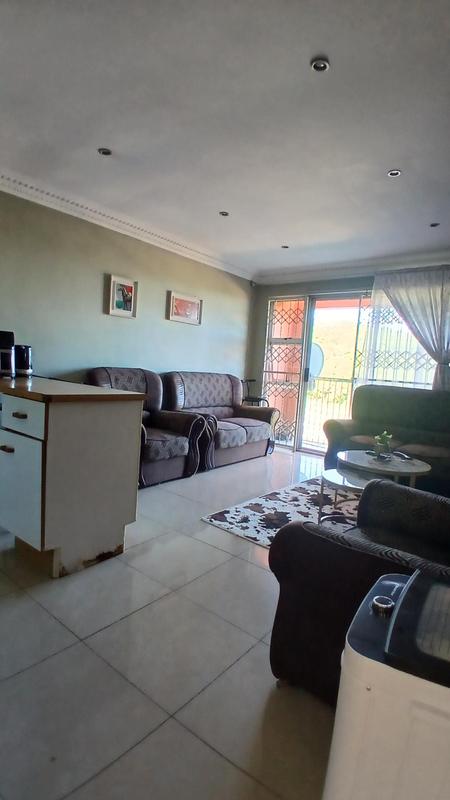 To Let 2 Bedroom Property for Rent in Woodhaven KwaZulu-Natal