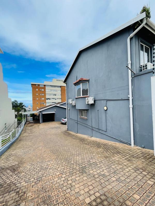 3 Bedroom Property for Sale in Essenwood KwaZulu-Natal