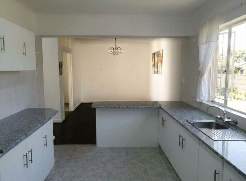 To Let 1 Bedroom Property for Rent in Durban North KwaZulu-Natal