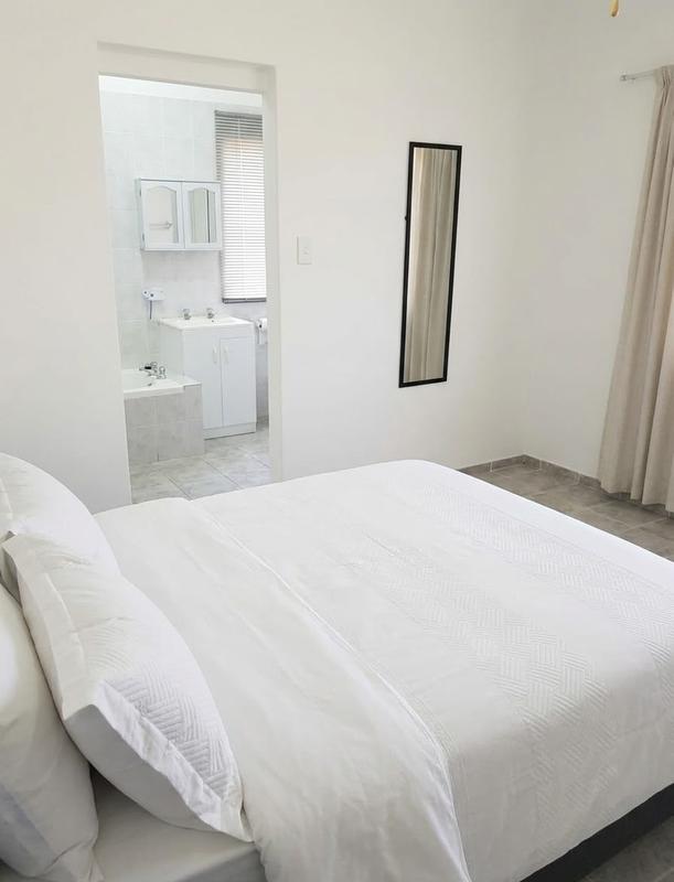 To Let 1 Bedroom Property for Rent in Durban North KwaZulu-Natal